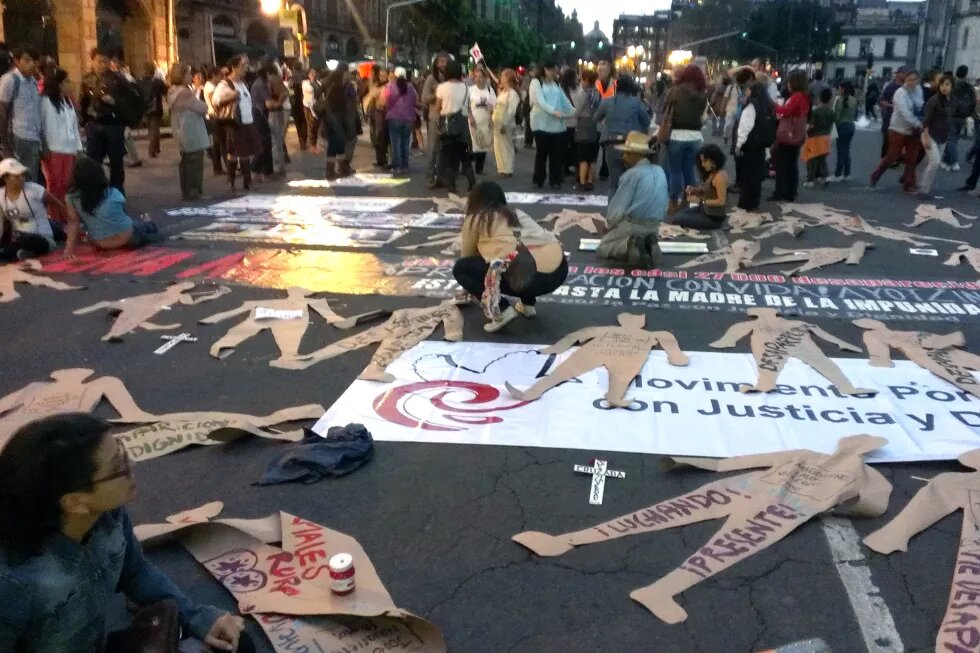 Manifestación para los desaparecidos en la Ciudad de México 8.10.2014.